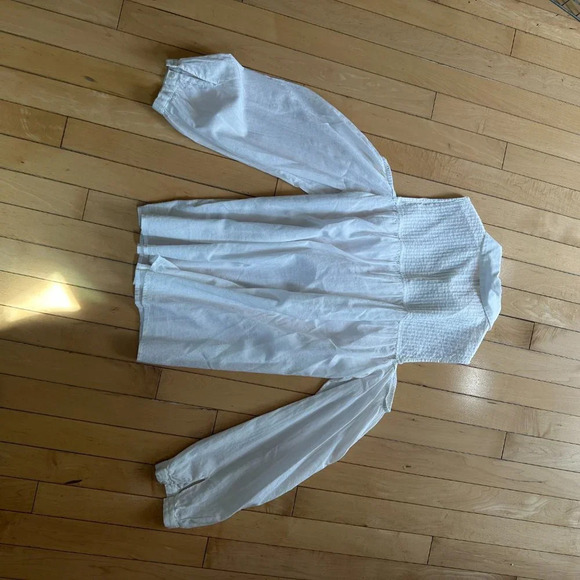 ANTHROPOLOGIE Eri+Ali Pintuck Open Shoulder Button Down White Blouse size medium - Picture 9 of 9